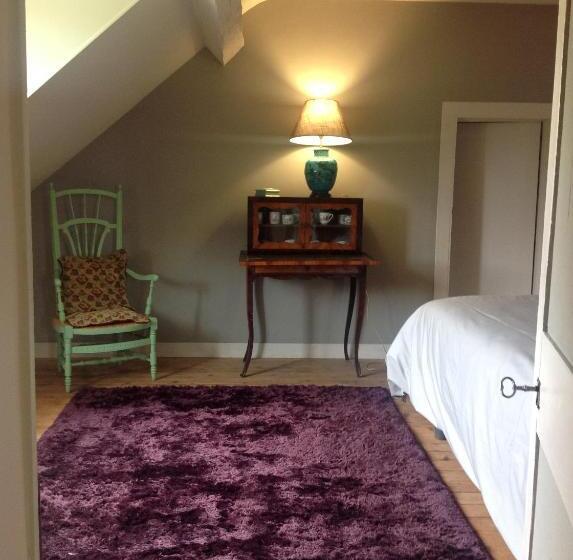 标准间, Rouge Maison