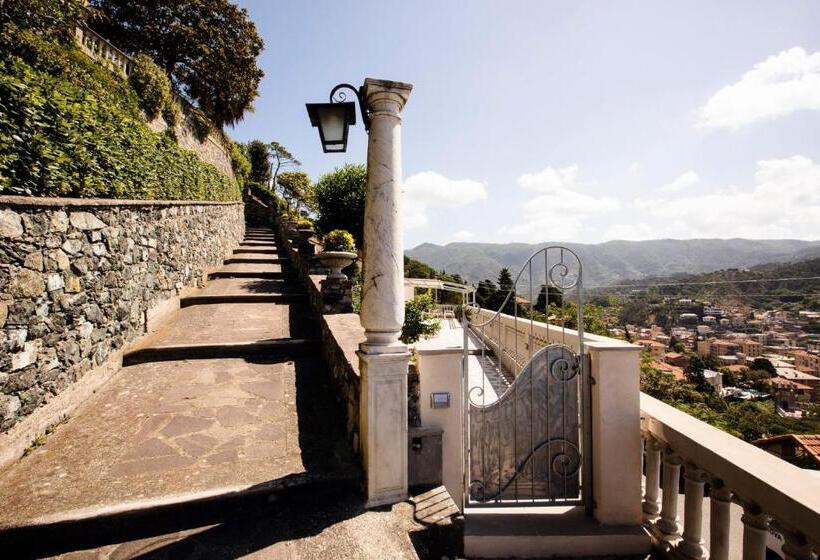 Suite with Terrace, Bellevue Rooms & Suites