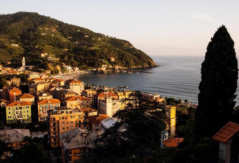 Suite with Terrace, Bellevue Rooms & Suites