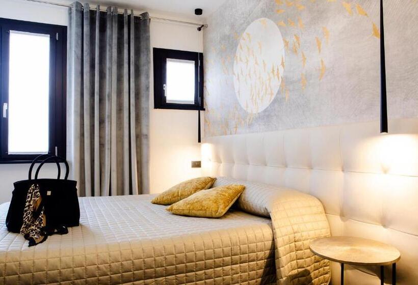 سوییت خانوادگی, Bellevue Rooms & Suites