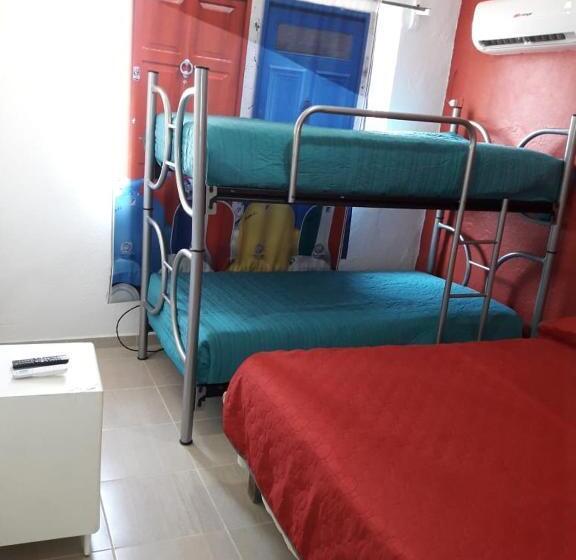 سوییت لوکس, Casa Ceci Inn