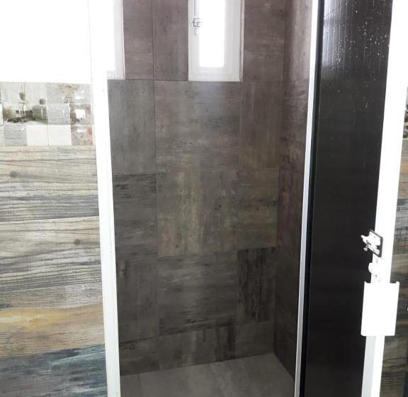 سوییت خانوادگی, Casa Ceci Inn