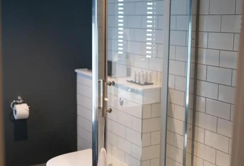 Standard Værelse King Size Seng, The Exeter Inn