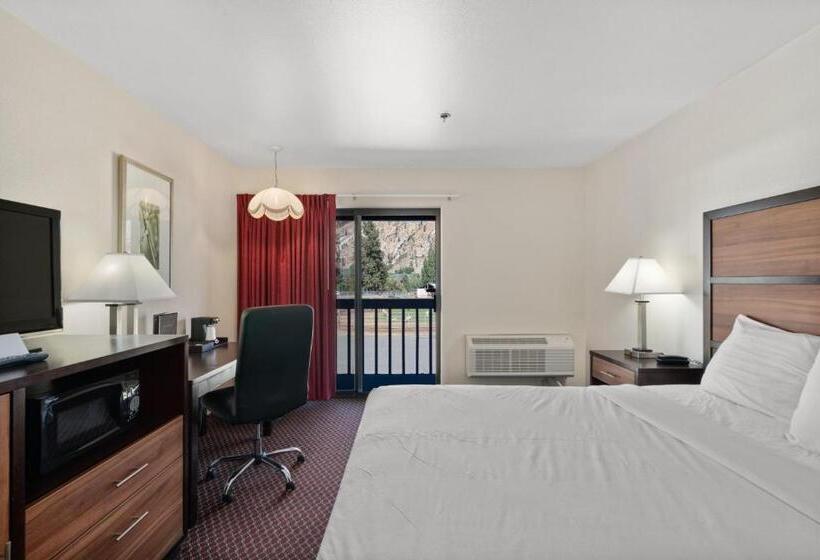 キングサイズベッドのスタンダードルーム, Wedge Mountain Inn