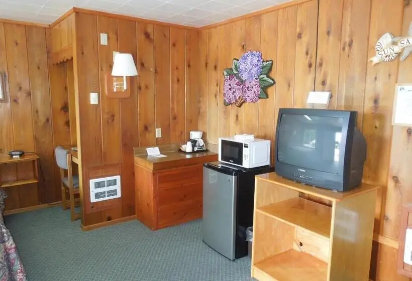 スタンダード４人部屋, Park Motel And Cabins