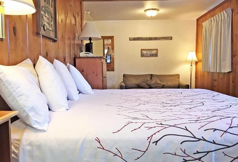 מיטת קינג בסוויטה, Park Motel And Cabins