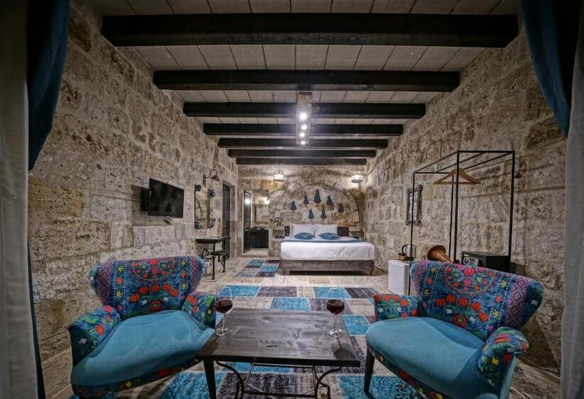 اتاق سوپریور با چشم‌انداز, Arinna Cappadocia