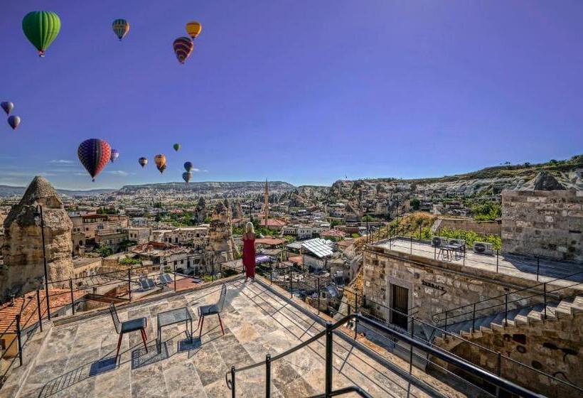 اتاق لوکس با بالکن, Arinna Cappadocia