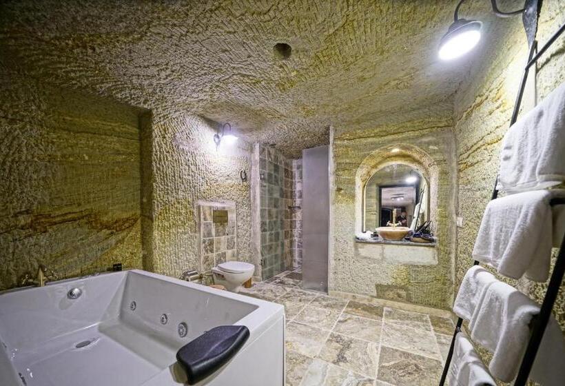 اتاق لوکس, Arinna Cappadocia