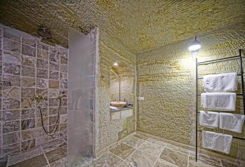 اتاق لوکس, Arinna Cappadocia