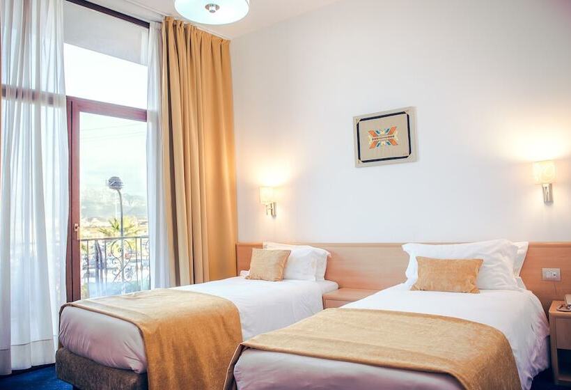 스탠다드 룸, Airport  Tirana