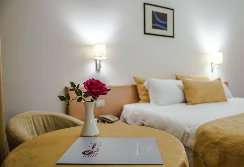 수피리어 룸, Airport  Tirana