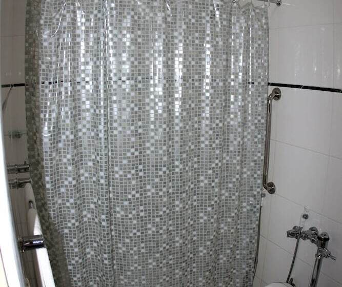 行政房间, Amuarama