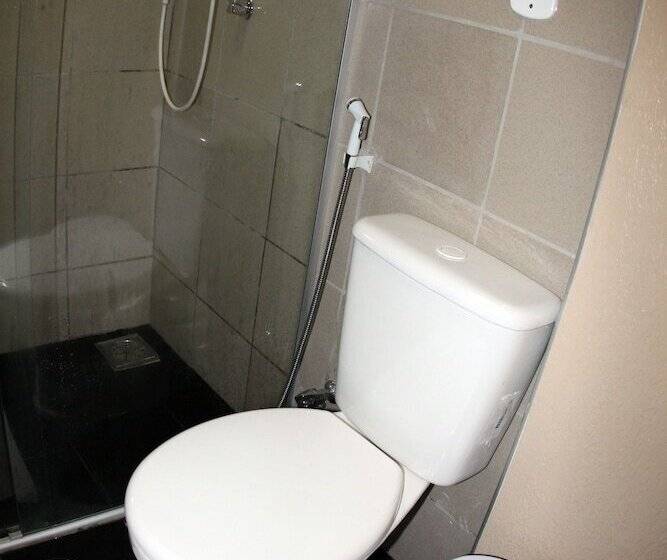 行政房间, Amuarama