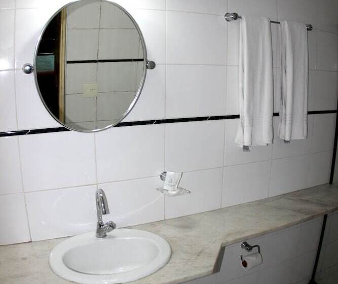 行政房间, Amuarama