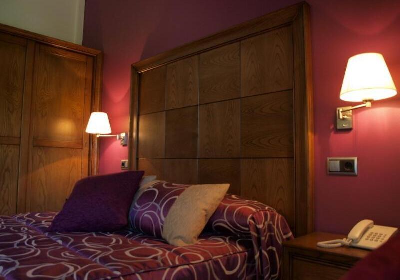 חדר אקונומי, Casa Chuldian