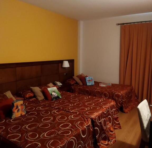 חדר סטנדרט לארבעה, Casa Chuldian