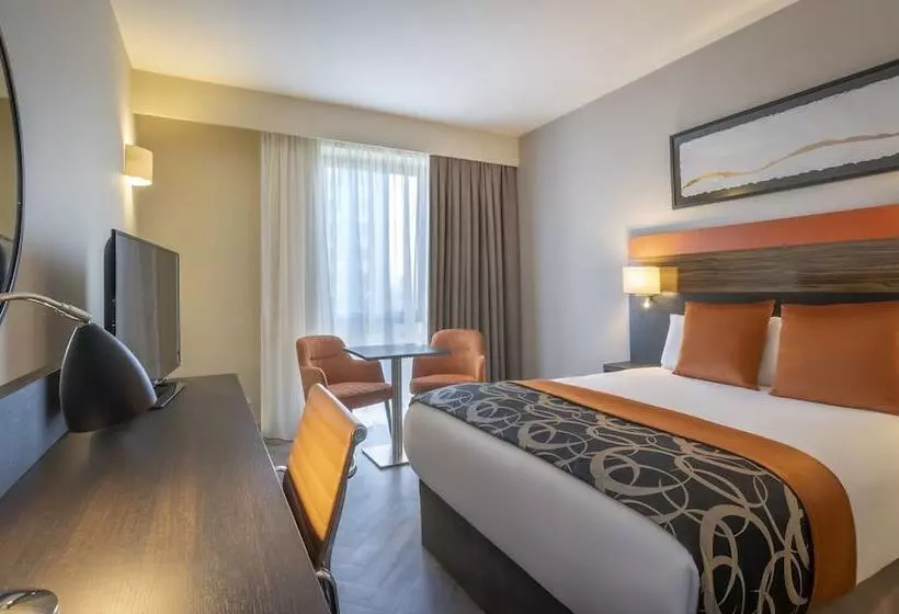 اتاق لوکس, Clayton Hotel Cardiff