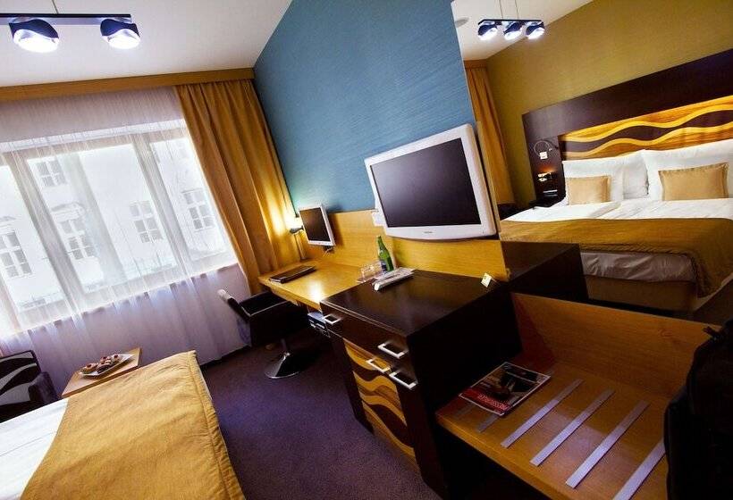 اتاق استاندارد یک نفره, Danubia Gate