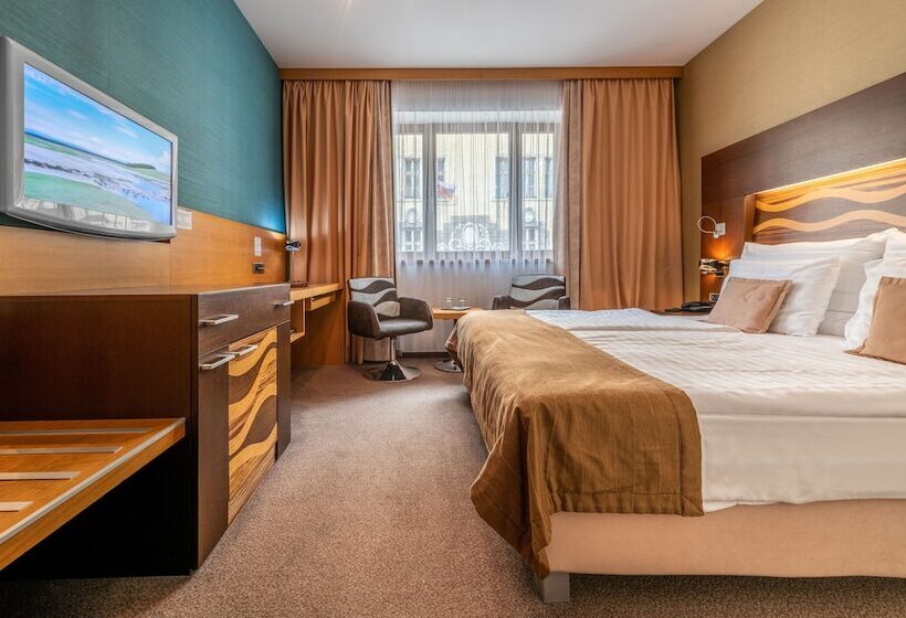 اتاق استاندارد, Danubia Gate