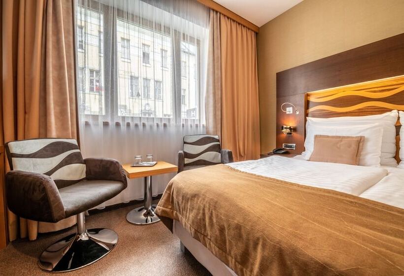 اتاق استاندارد, Danubia Gate