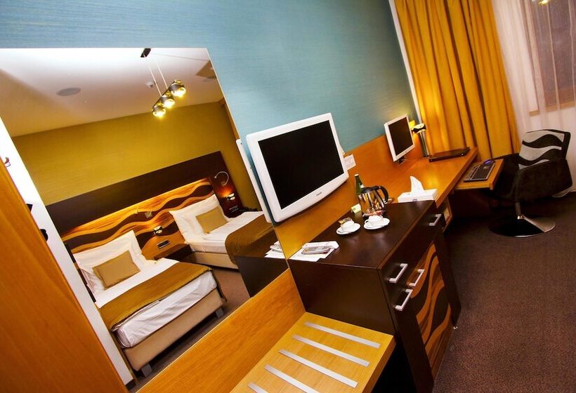 اتاق استاندارد, Danubia Gate