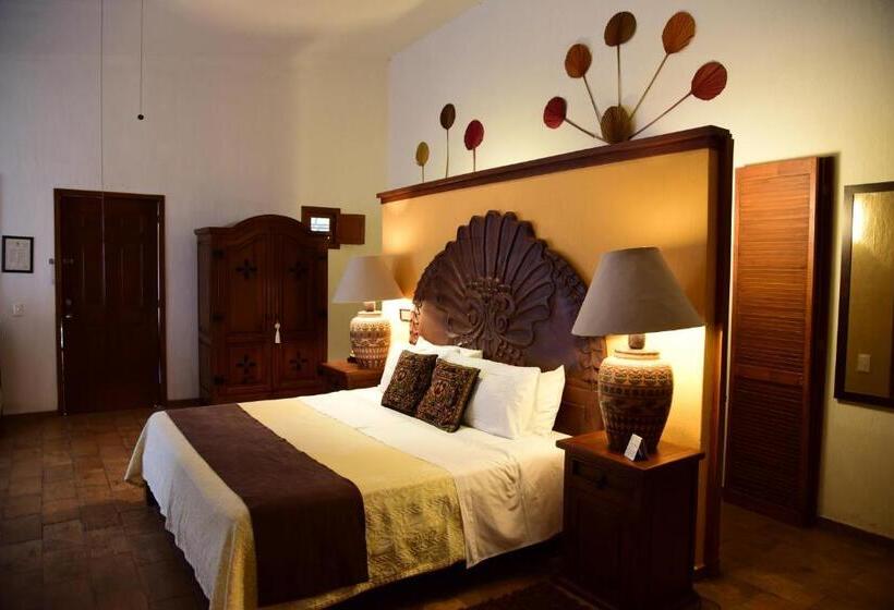 جناح, Hacienda La Magdalena