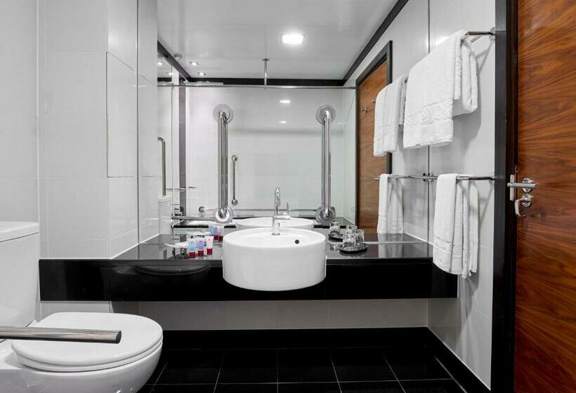 غرفة سوبيريور سرير كينج, Leonardo Royal  London Tower Bridge