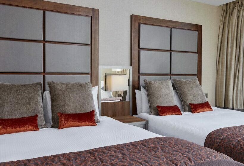 غرفة سوبيريور ثلاثية, Leonardo Royal  London Tower Bridge