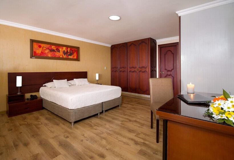 스탠다드 룸, Luxor Plaza Pereira