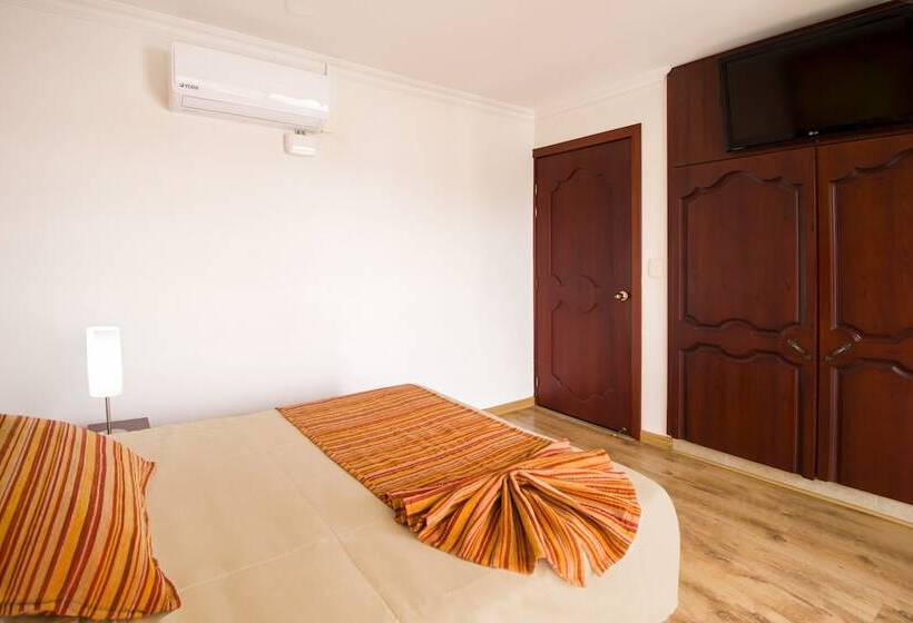 스탠다드 룸, Luxor Plaza Pereira