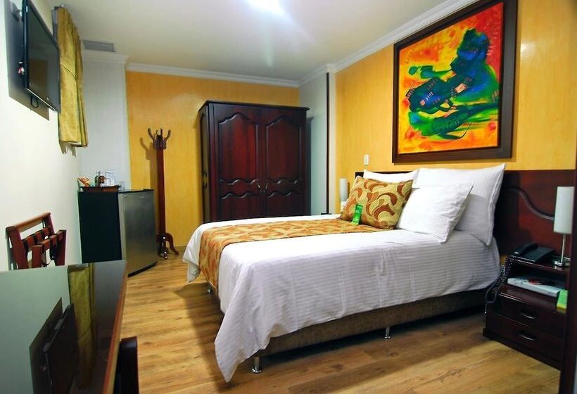 스탠다드 룸, Luxor Plaza Pereira