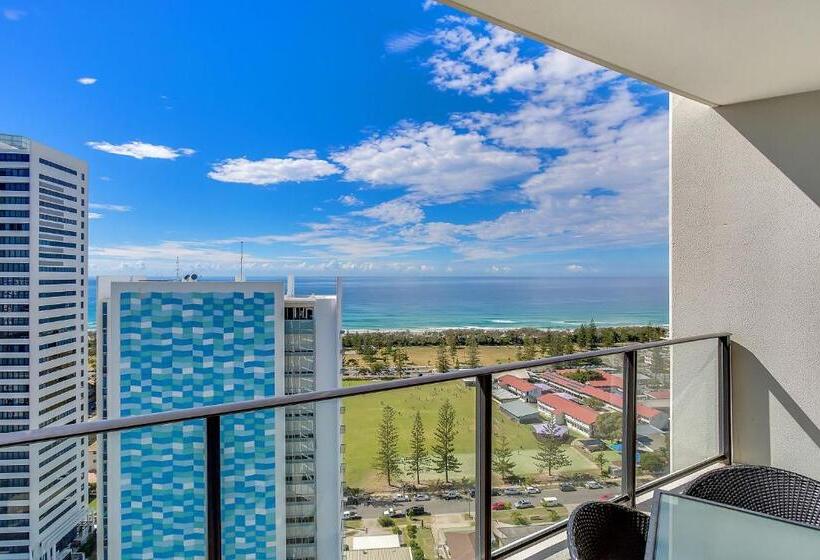 带2个卧室带海景的公寓, Mantra Sierra Grand