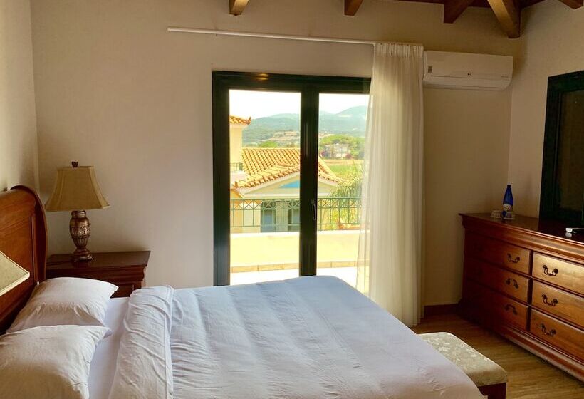 דירת חדר, Messina Resort