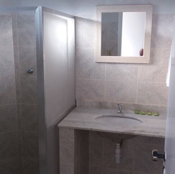 スタンダード4人部屋, Pousada Paraju