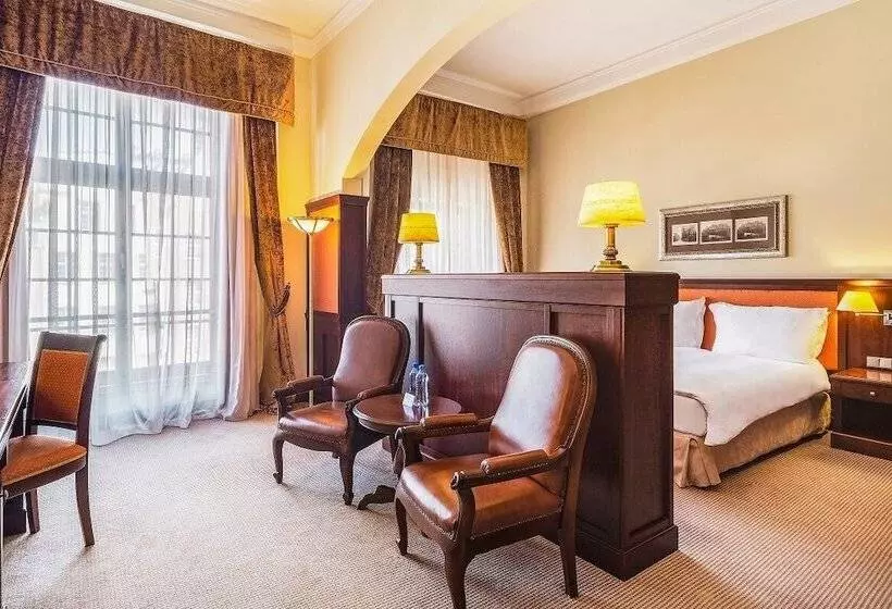 سوییت جونیور با چشمانداز شهر, Radisson Blu Hotel, Gdańsk