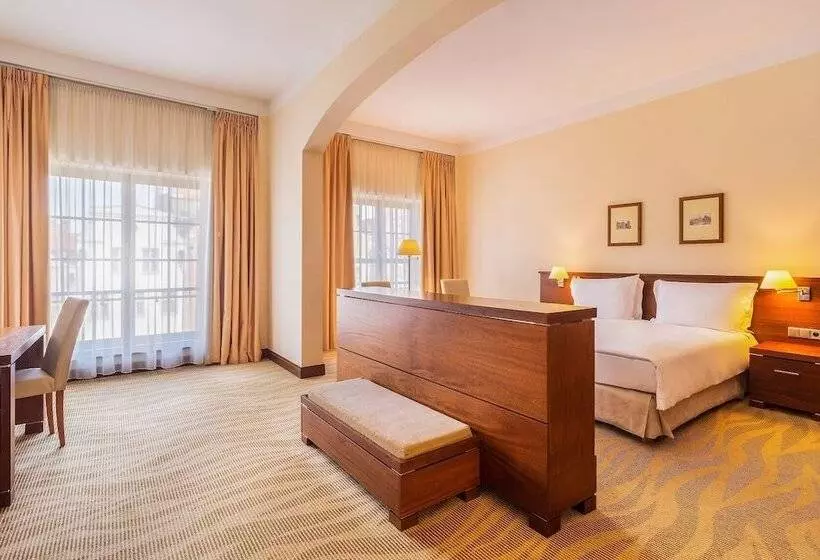 سوییت جونیور با چشمانداز شهر, Radisson Blu Hotel, Gdańsk