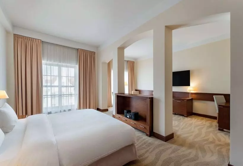 سوییت جونیور با چشمانداز شهر, Radisson Blu Hotel, Gdańsk