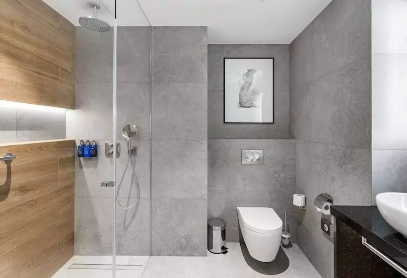 سوییت جونیور با چشمانداز شهر, Radisson Blu Hotel, Gdańsk