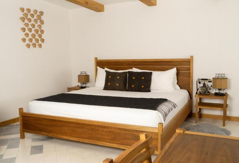 스위트, Sombra Del Agua