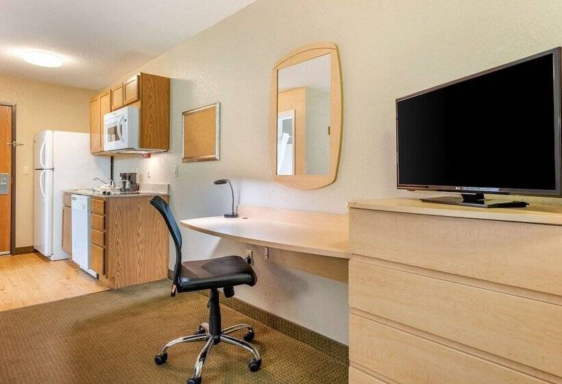 سوئیت برای معلولان, Suburban Studios South Bend