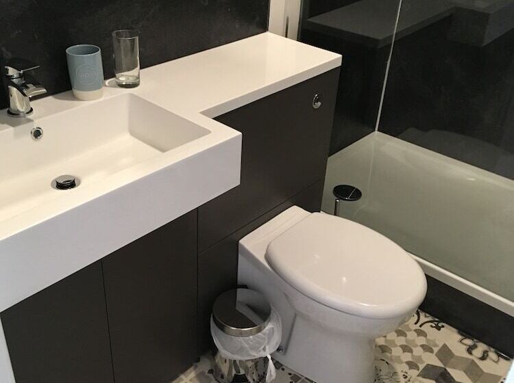 Номер Стандарт, Invernairne