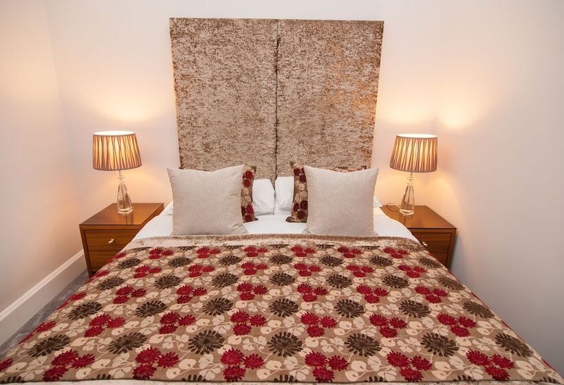 Номер Стандарт, Invernairne