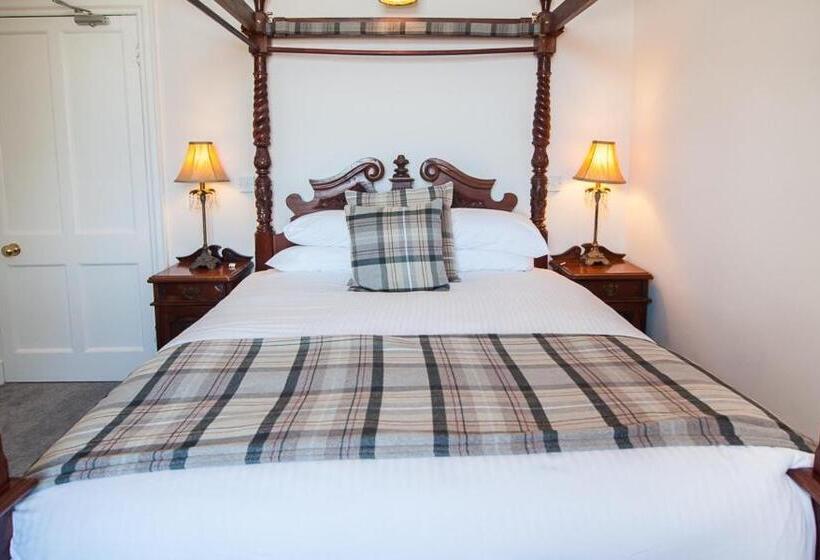 Семейный Номер Вид на Море, Invernairne