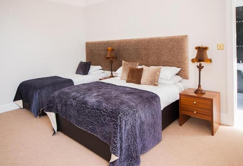 Номер Стандарт Трехместный, Invernairne