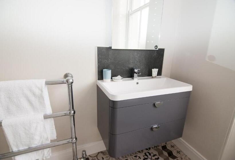 Семейный Номер Deluxe, Invernairne