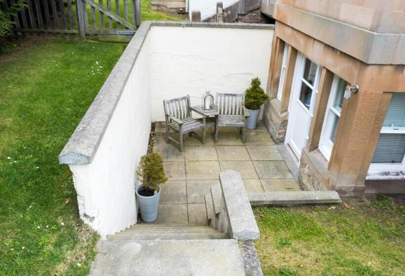 Студио Стандарт Кровать Кинг, Invernairne