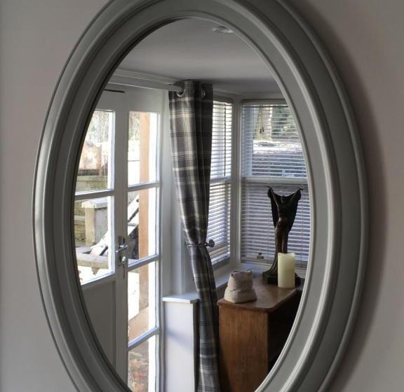 Студио Стандарт Кровать Кинг, Invernairne