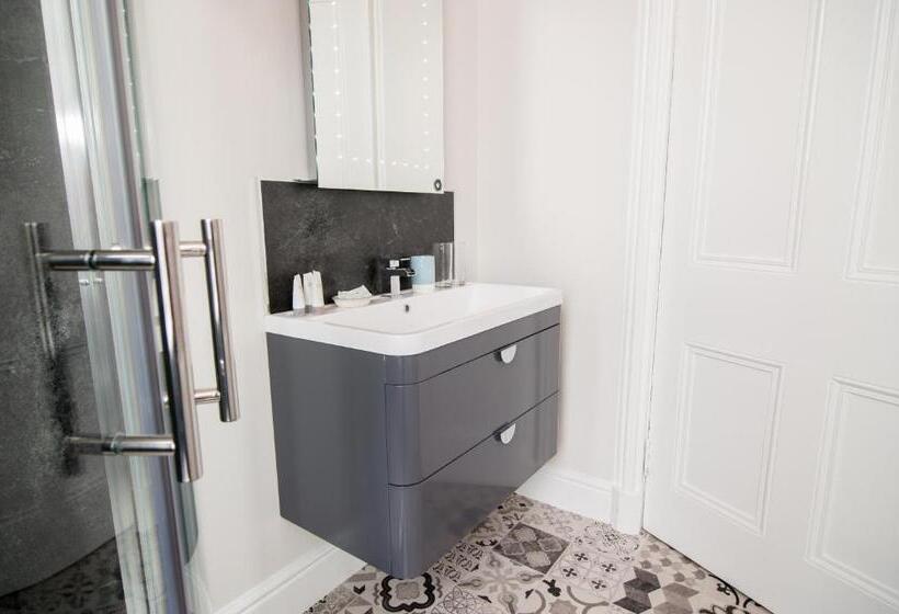 Стандартный Номер Кровать Кинг, Invernairne