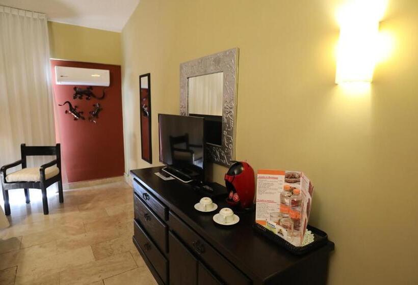 Quarto Estandar Cama King, Montetaxco